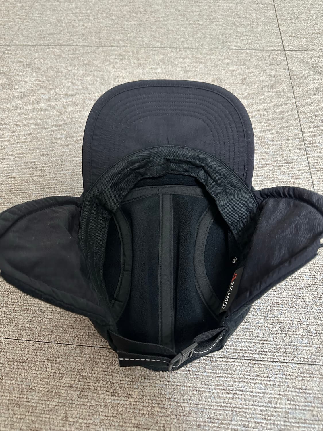 슈프림 폴라텍 이어플랩 캠프캡 블랙 상품이미지4