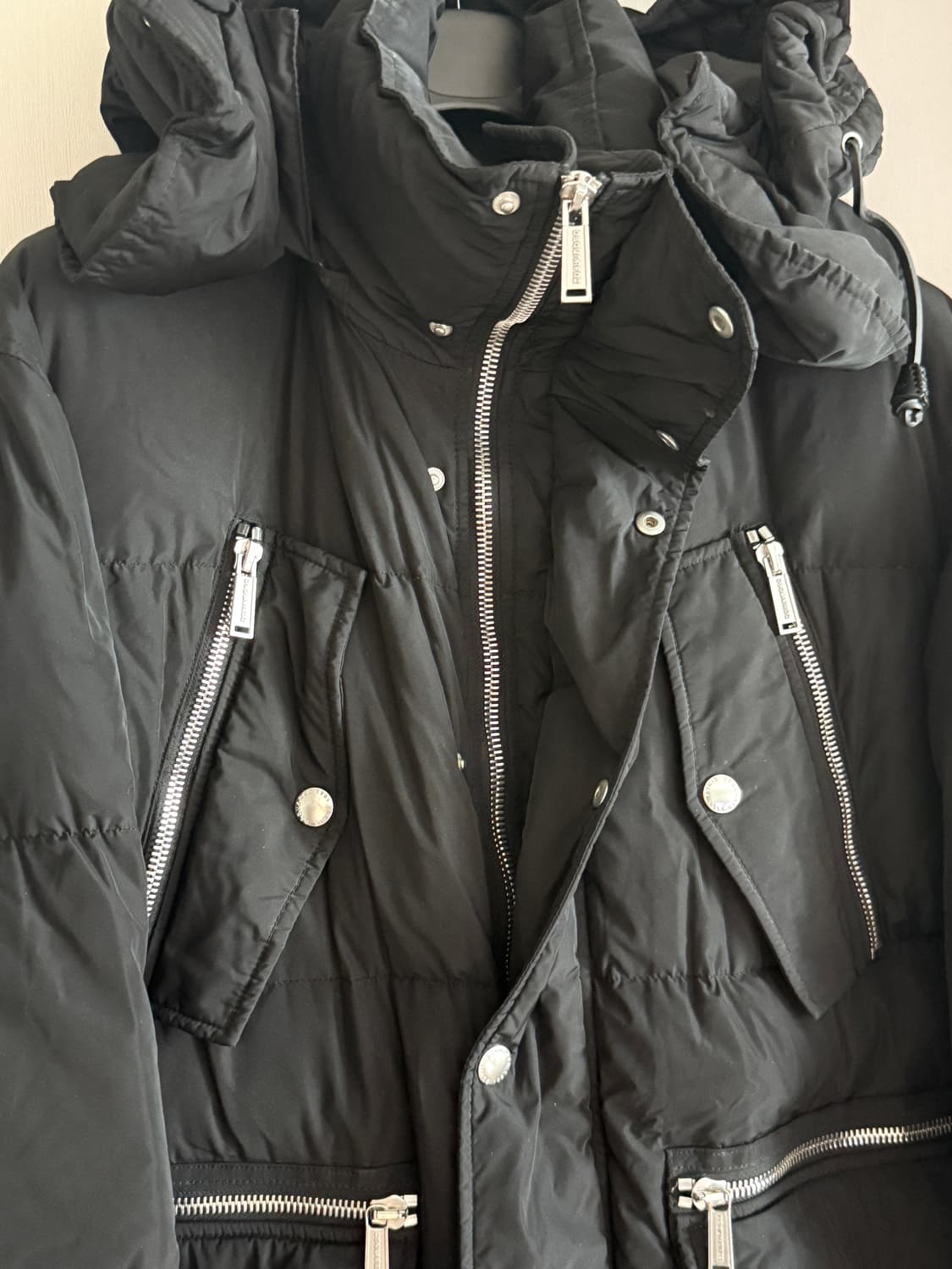 디스퀘어드 대장패딩 와이어후드50 상품이미지4