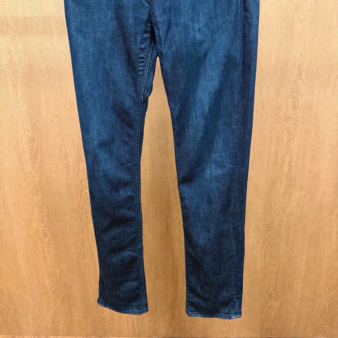 리바이스 511 데님 팬츠 5포켓 레드탭 가죽 패치 디테일 슬림핏 진청 상품이미지4