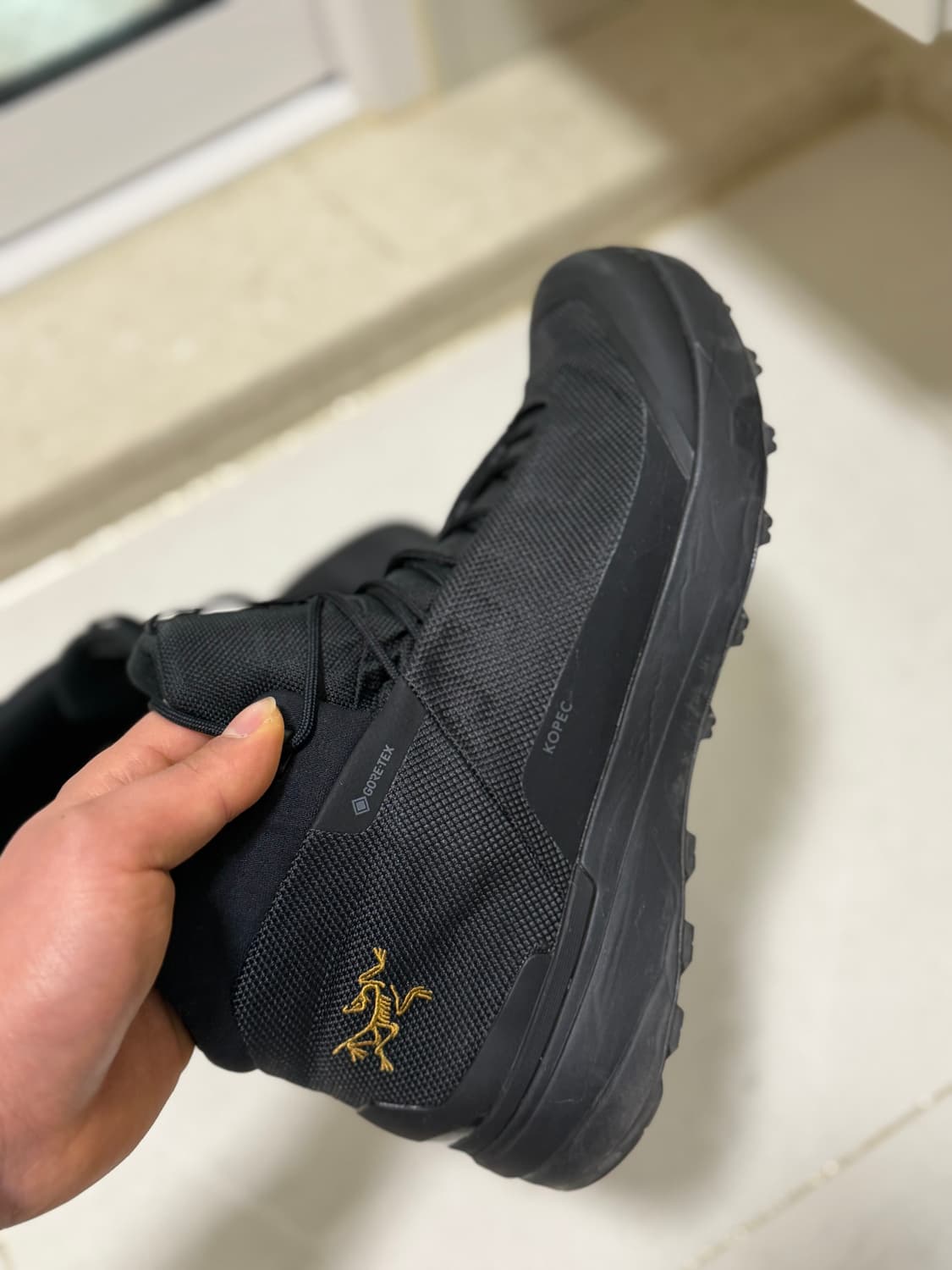 아크테릭스 등산화 270 상품이미지2