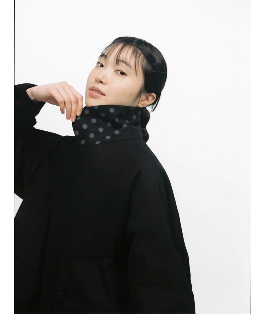 오헤시오 트렌치 칼라 점퍼 TRENCH COLLAR JUMPER 블랙 상품이미지3