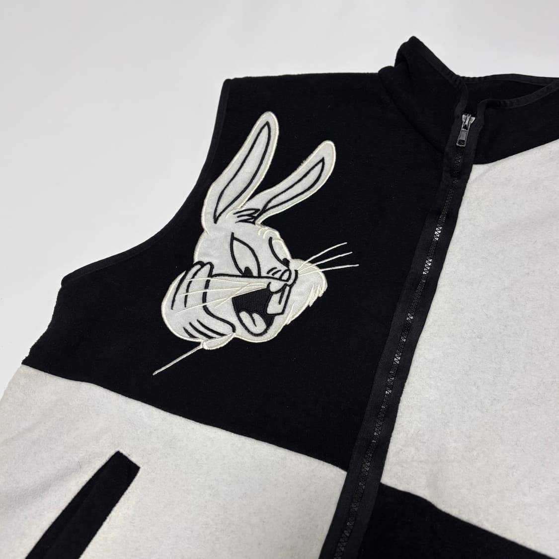 팬키 래빗(FANKY RABBIT) 벅스바니 자수 플리스 베스트 상품이미지2