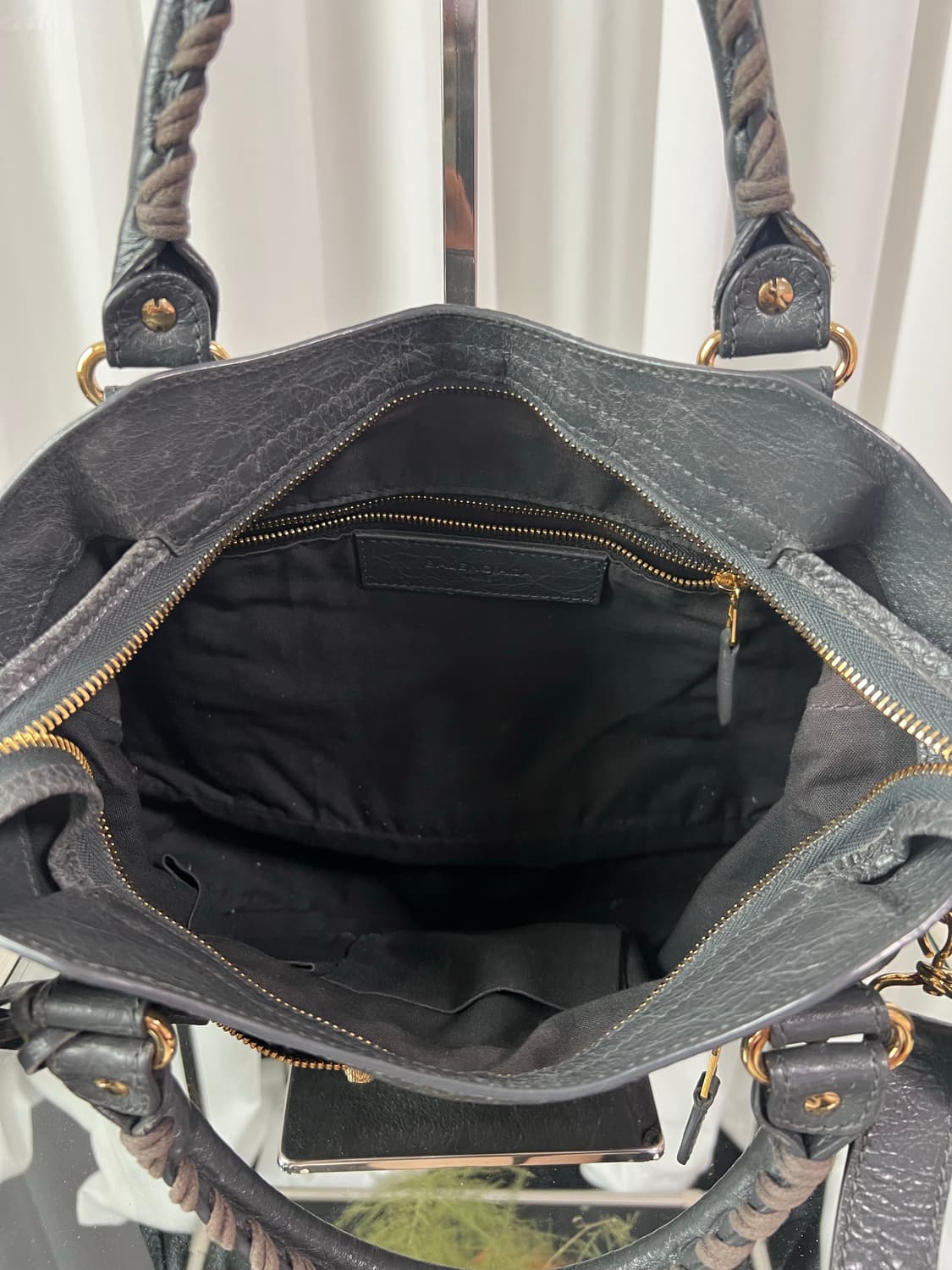 발렌시아가 시티 모터백 상품이미지5