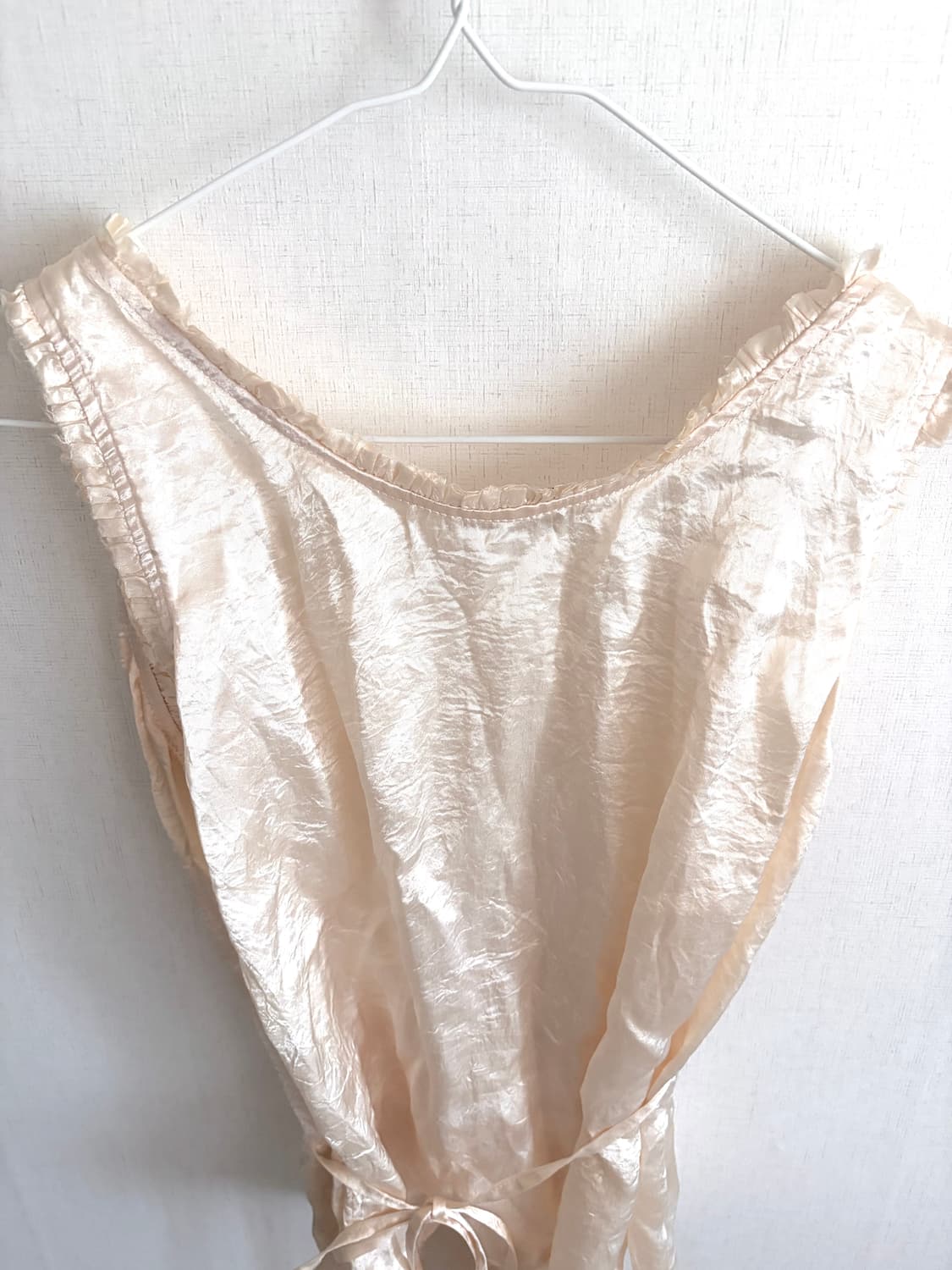 리본빛 Tippy Shirring Blouse Peach 상품이미지8