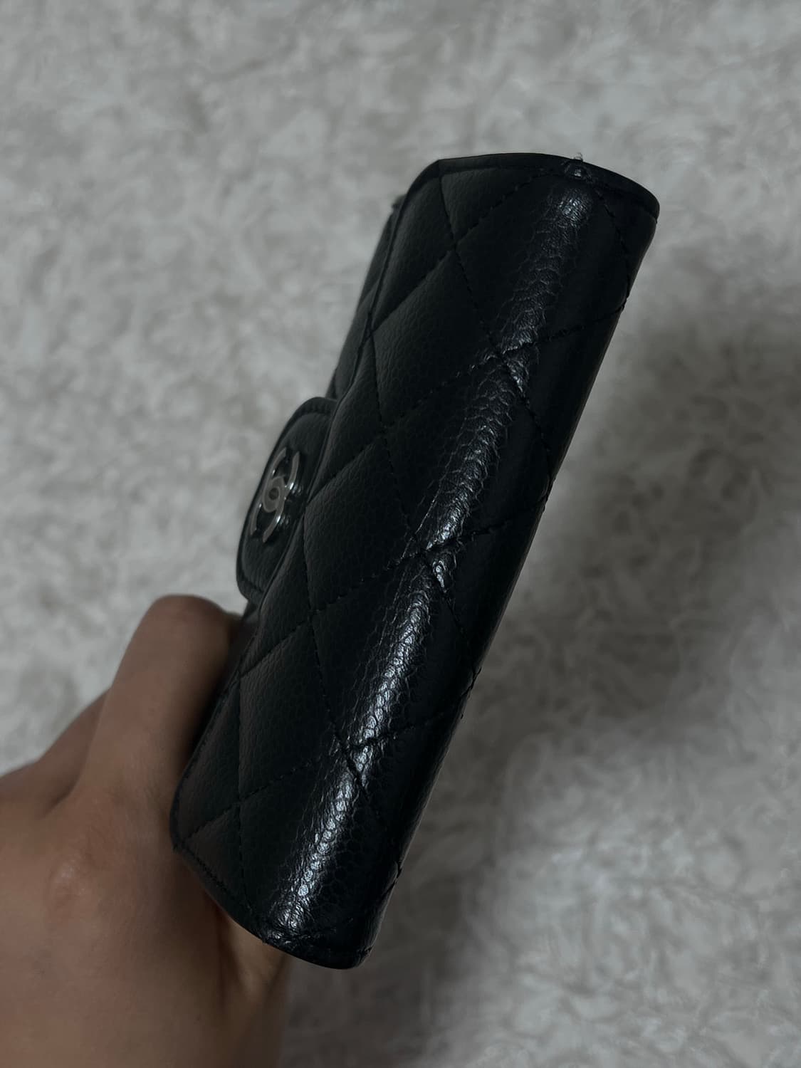 샤넬 클래식 똑딱이 캐비어 블랙 은장 상품이미지9