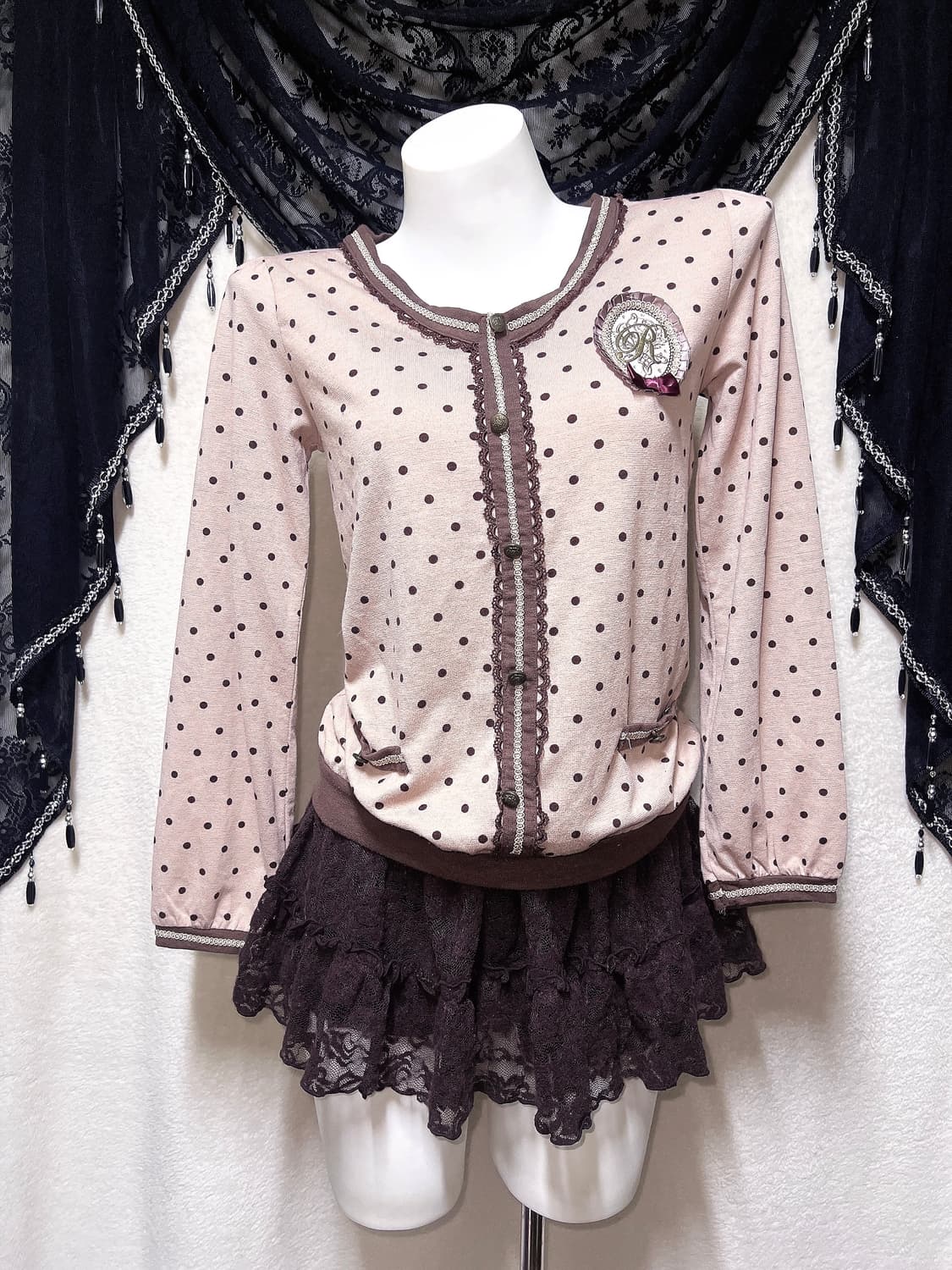 엑시즈팜 딸기초코 도트 땡땡이 블라우스 로걀탑 라떼갸루 러블리 핀터 상품이미지1