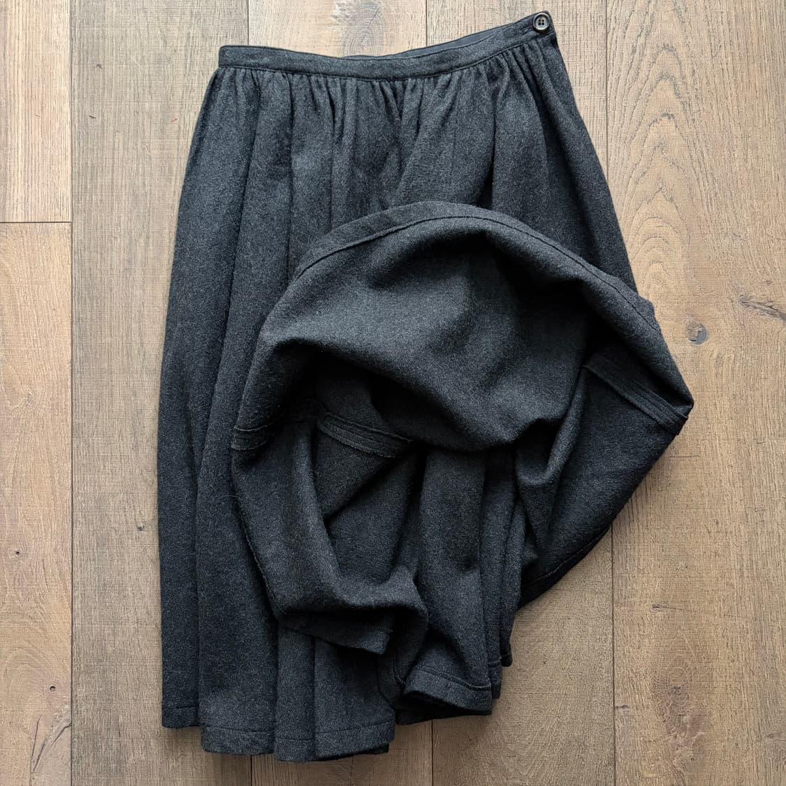 Shirring Volume Wool Skirt 상품이미지7