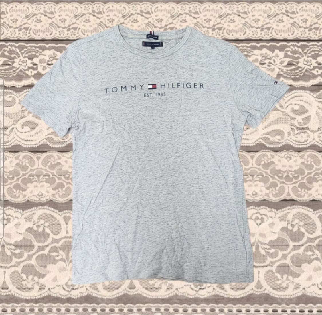 정품 타미힐피거 스몰 로고 반팔 티셔츠 그레이 상품이미지1