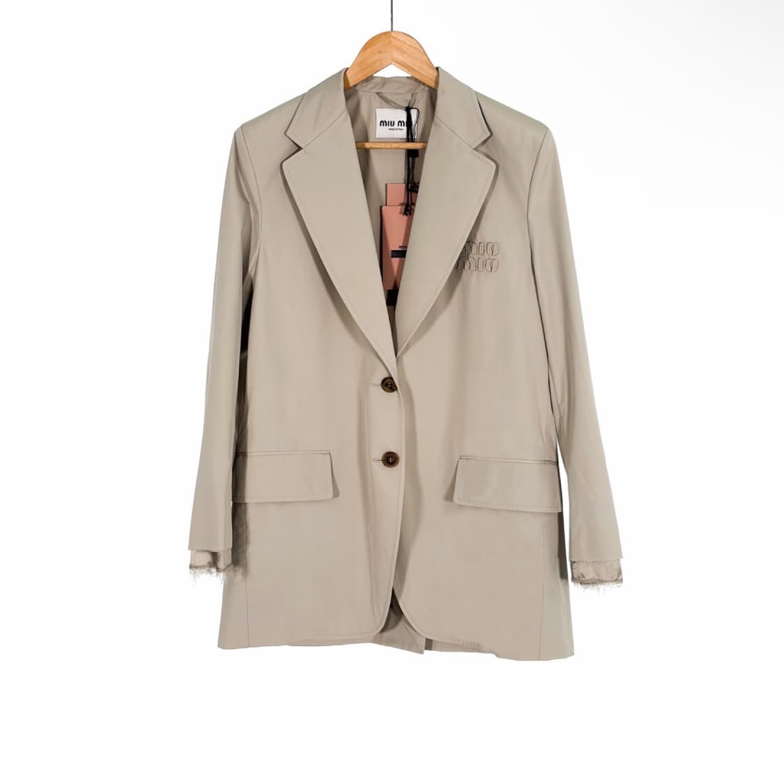 [38] 미우미우 24fw 여성 셔츠 레이어드 싱글 블레이저 자켓 베이지 상품이미지1