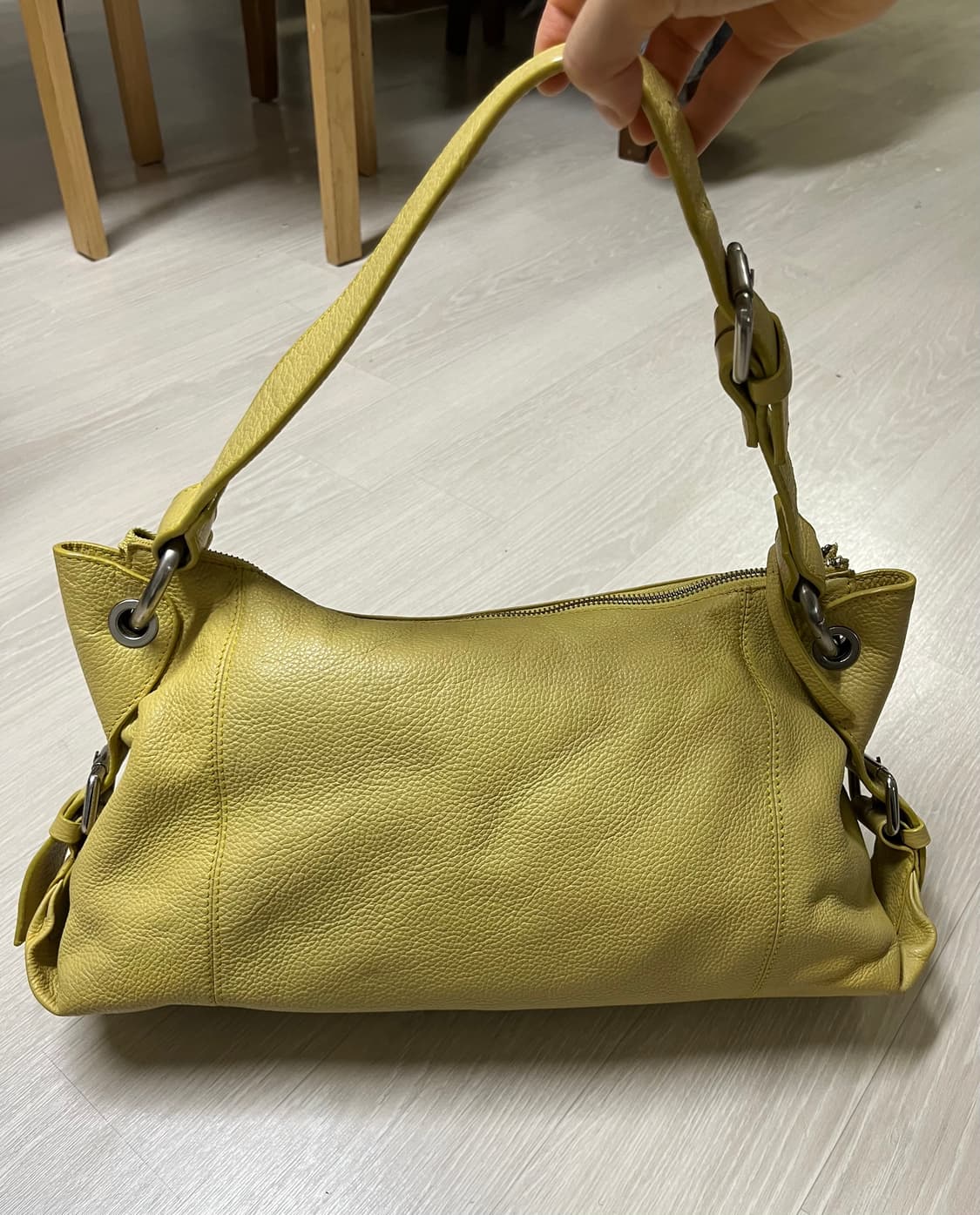 토즈 가죽 머스타드 숄더백 상품이미지4