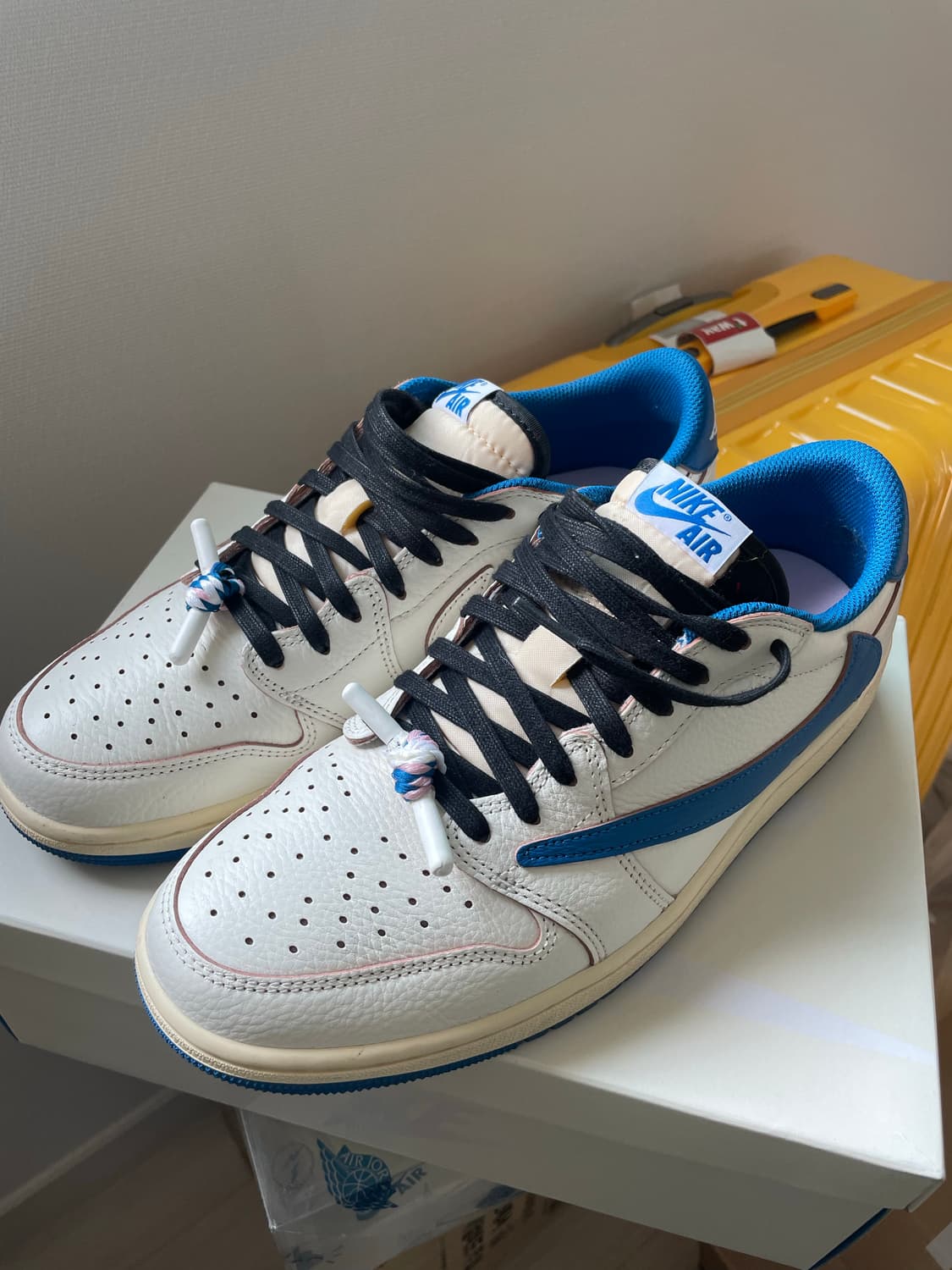 나이키 조던1 스캇 밀리터리 블루 2.0 43 상품이미지2