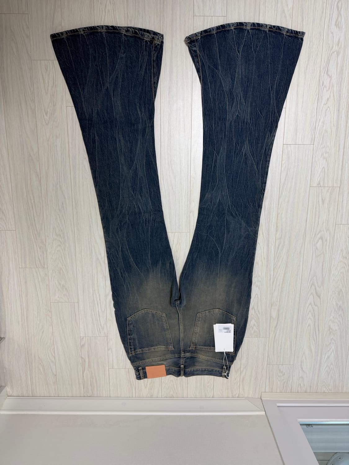 아크네 스튜디오 2024f 플레어진 상품이미지9