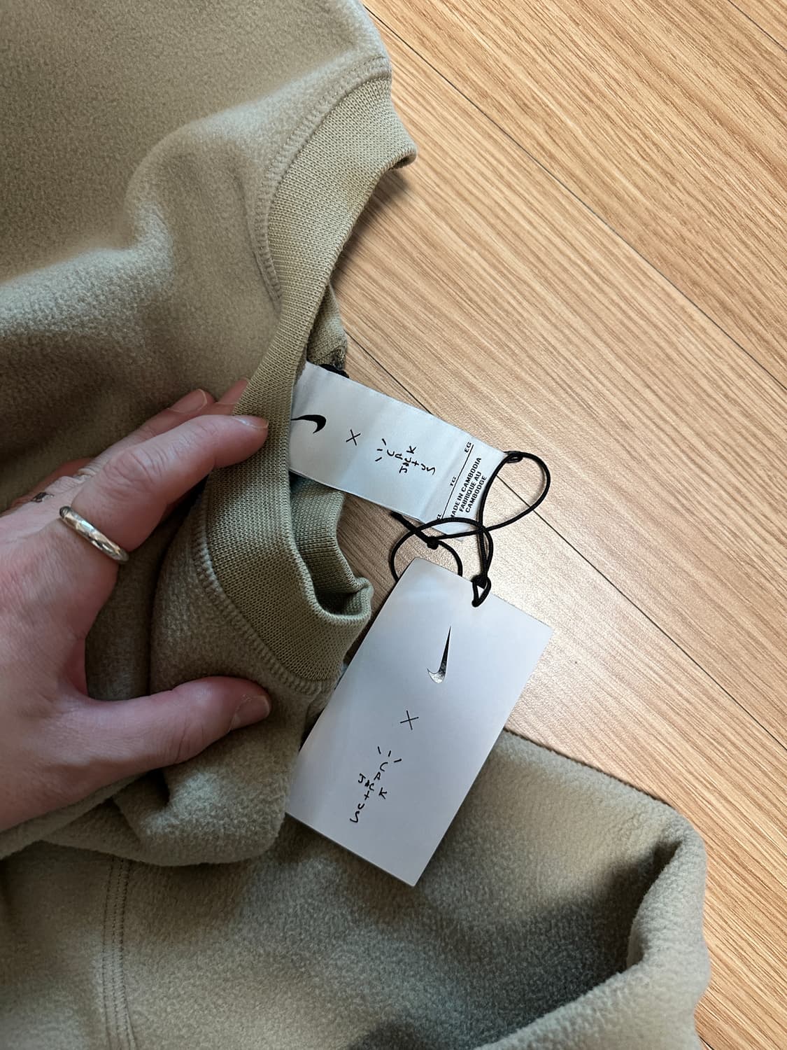 (W) 나이키 x 트래비스 스캇 NRG BH 풀오버 크루 카키 상품이미지6