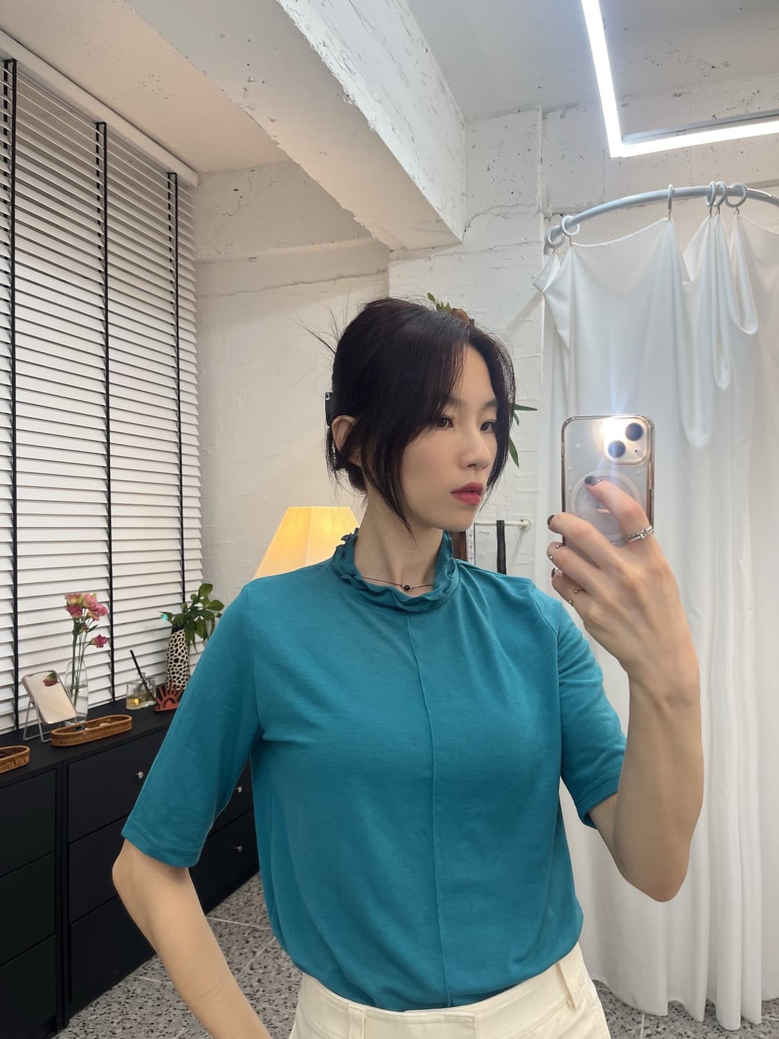 터쿠아즈 프릴 넥 티셔츠 상품이미지2