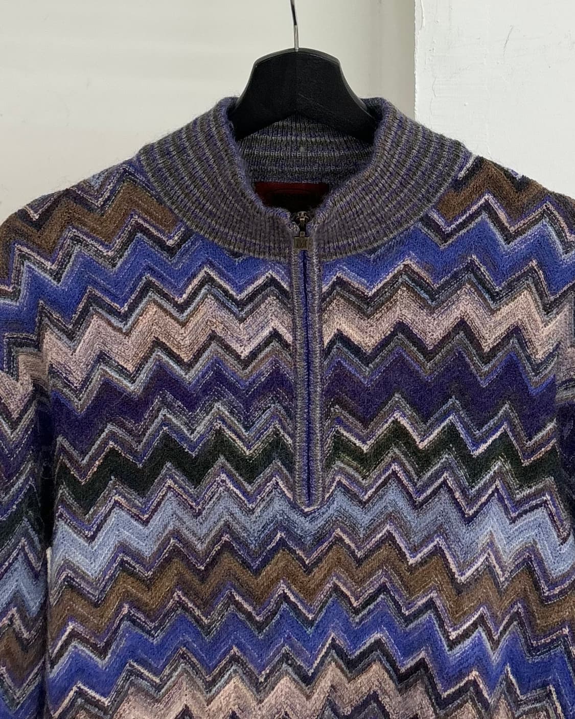 미쏘니 블루 패턴 하프집업 니트 상품이미지2