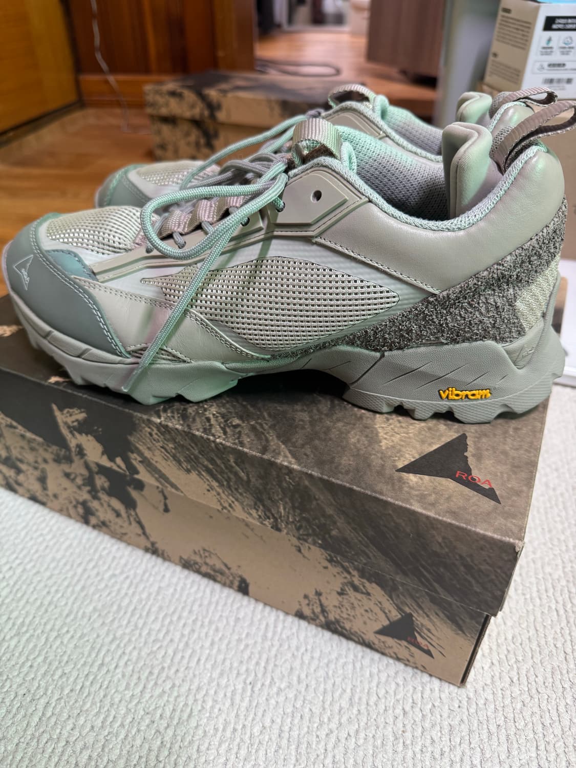 로아 하이킹 락파 메쉬 카키 (풀박스) 275 상품이미지3