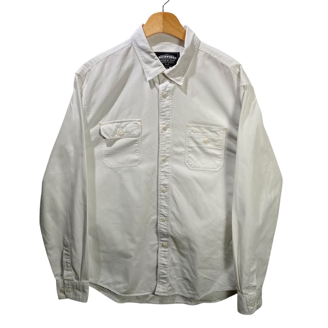 프리즘웍스 화이트 투포켓 워크 셔츠 상품이미지2