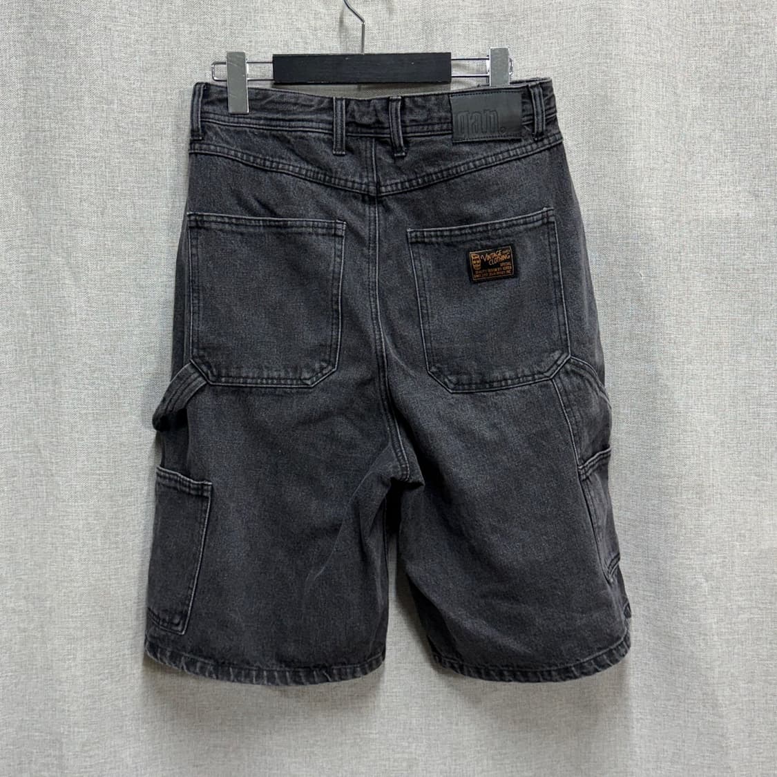 [29] 마굿간(Magoodgan) 카펜터 5부 카고 데님 반바지 상품이미지1