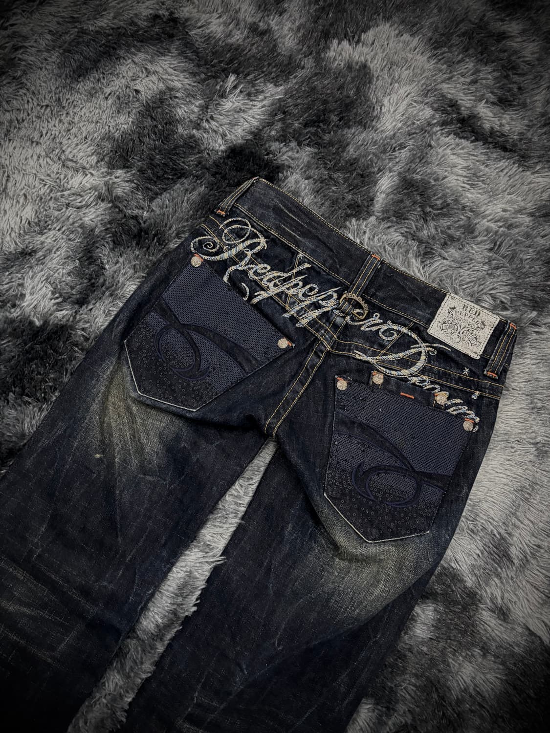 Red Pepper 스크립트 자수 워싱 부츠컷 데님팬츠 상품이미지5