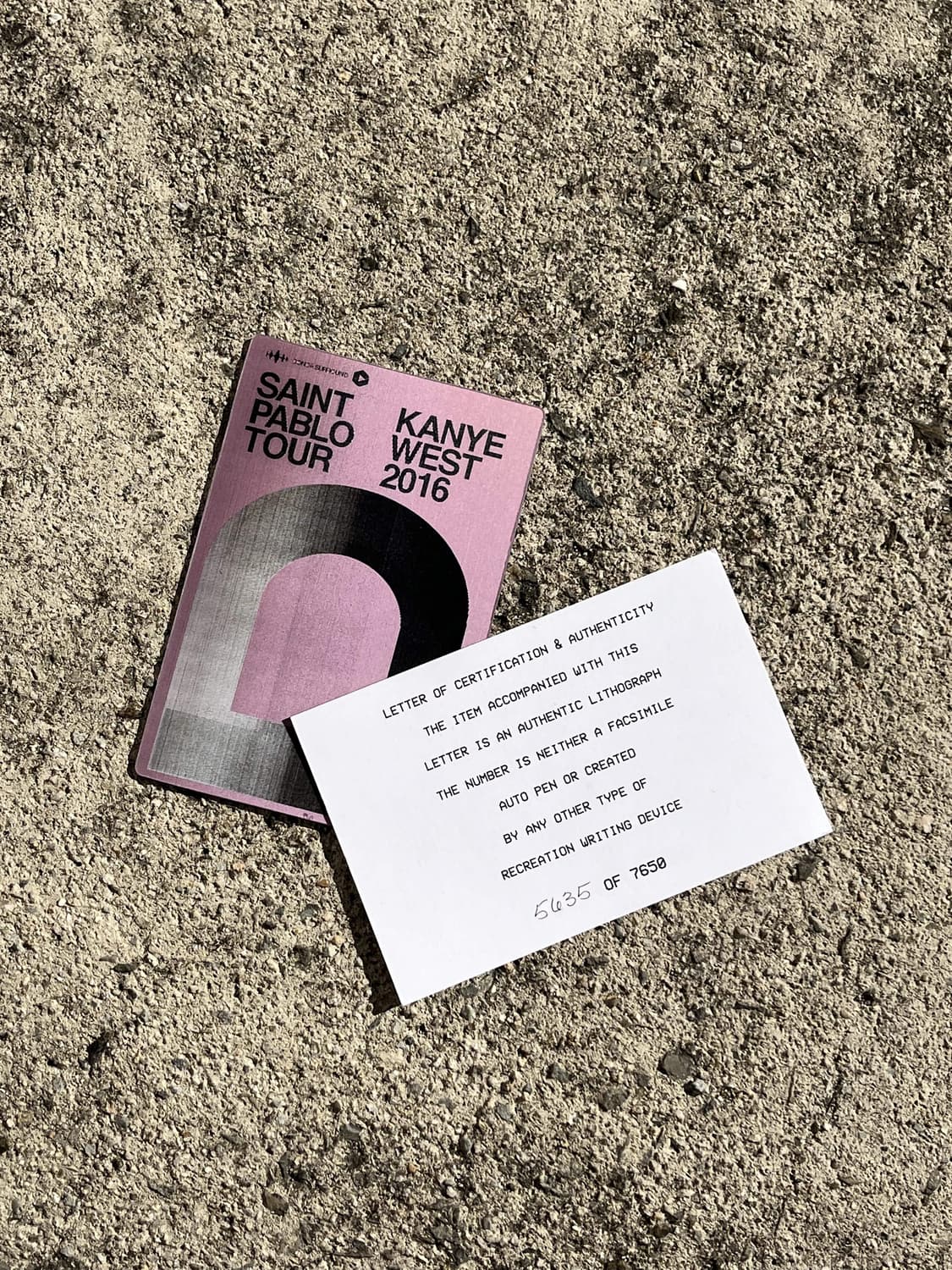 칸예 파블로 PABLO 투어 프로모 포스터 정품 (액자포함) 상품이미지3