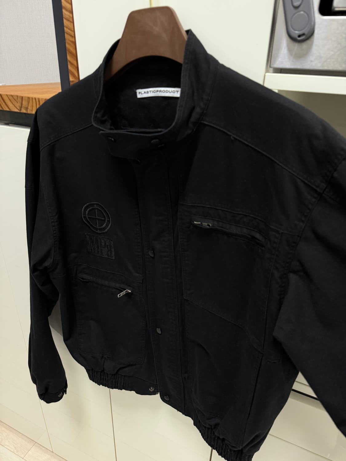 플라스틱 프로덕트 자켓 L사이즈 판매합니다 ! 상품이미지2