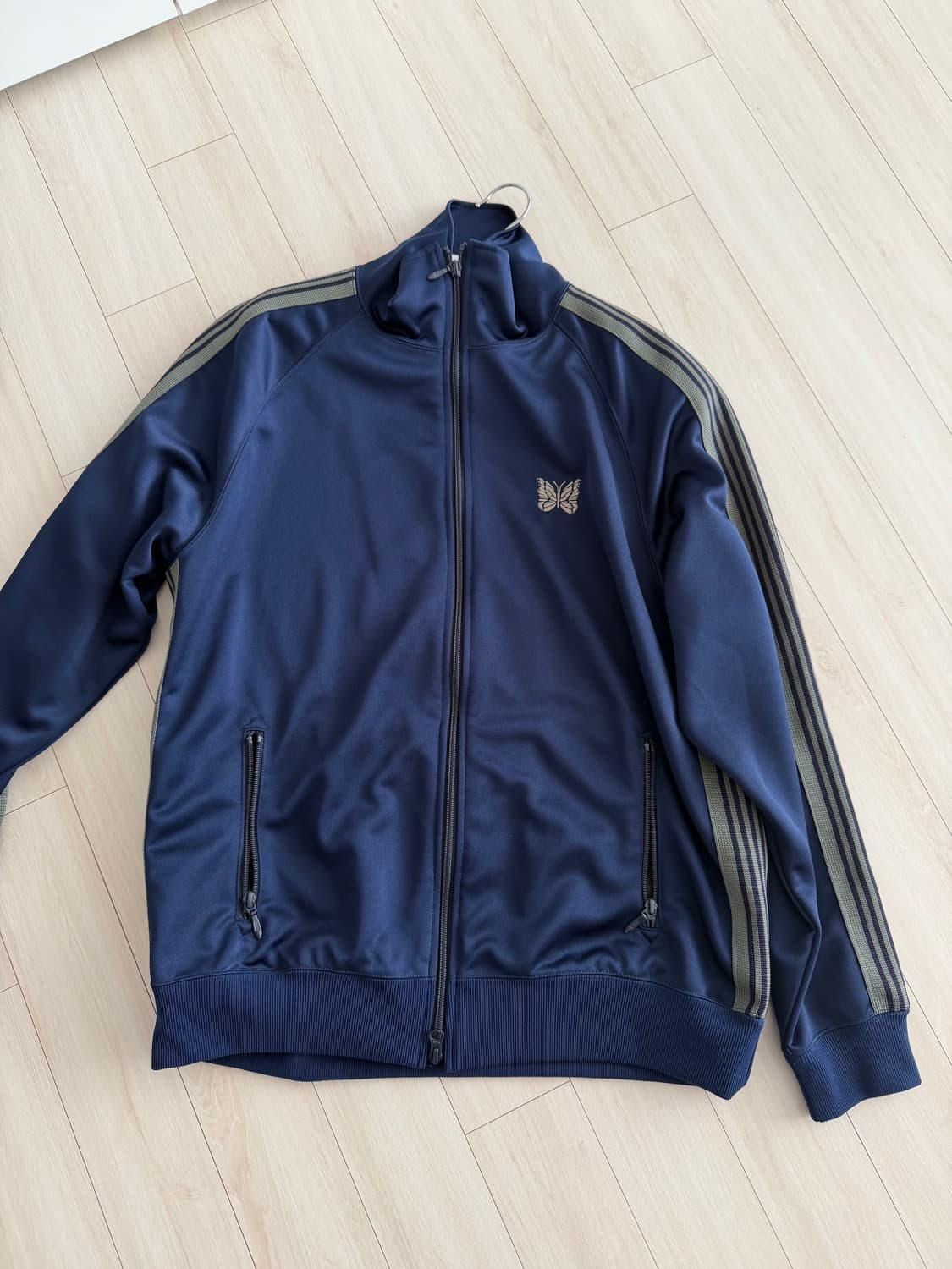 니들스 프릭스토어 별주 네이비 트랙자켓 xl 상품이미지1