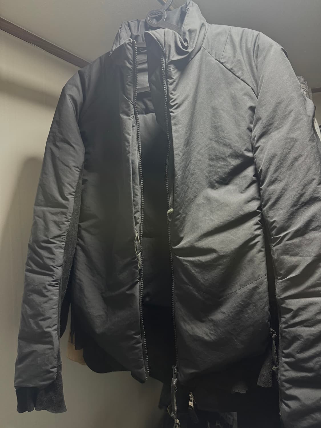 솔로이스트 사슴가죽 프리마로프트 패딩 자켓 상품이미지1