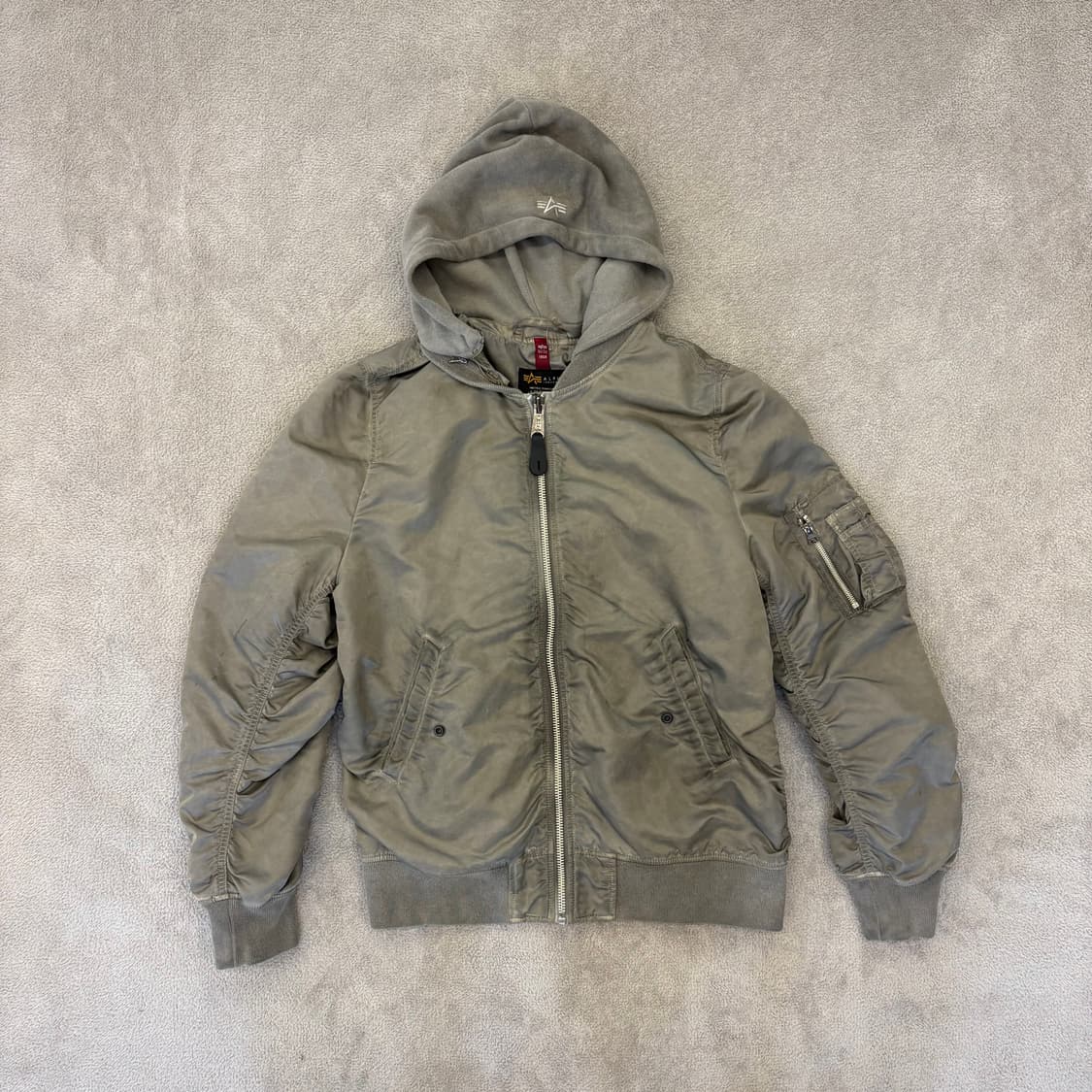 알파인더스트리 ma-1 그레이 후디 상품이미지2