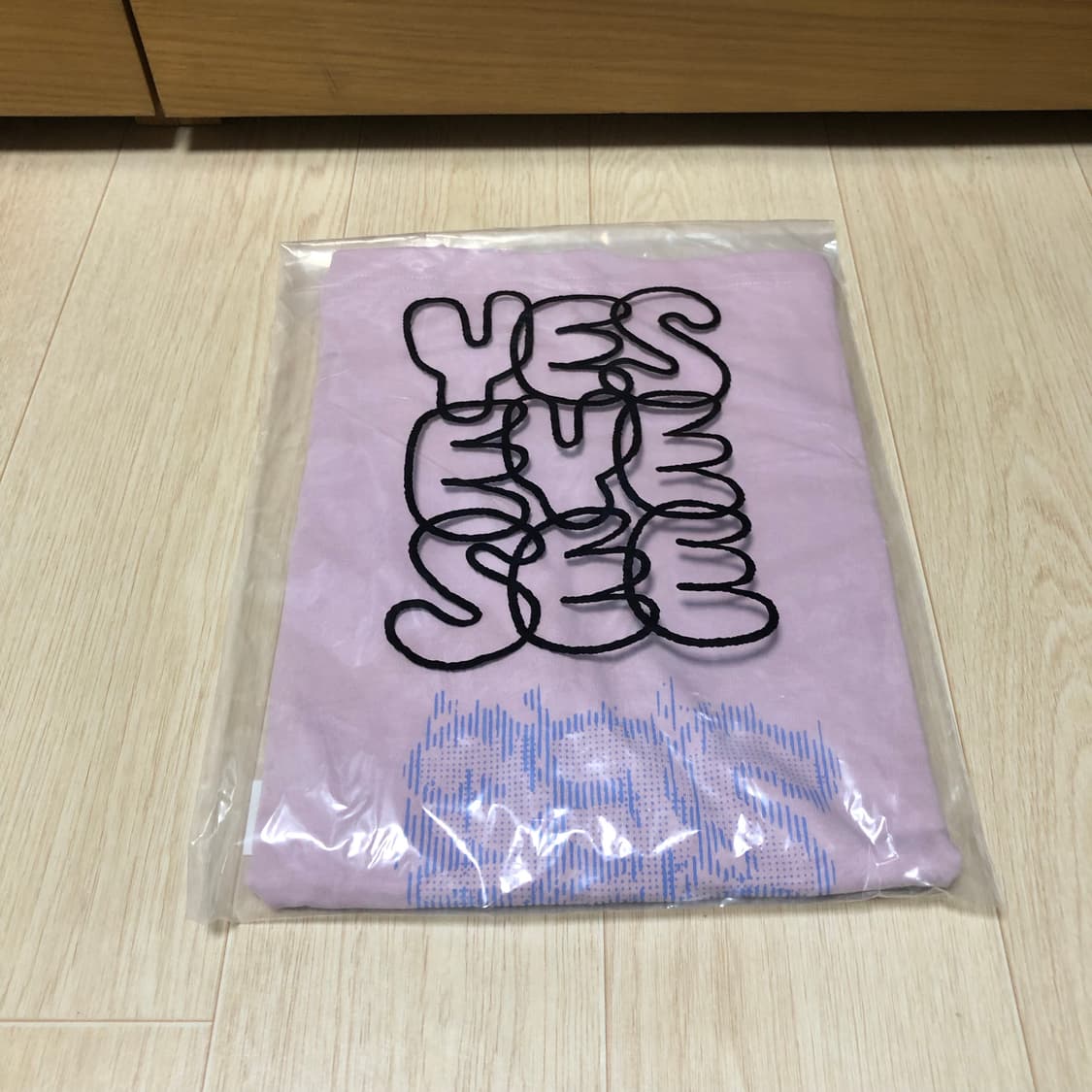 yeseyesee C-Logo Dot Tee Light Pink 상품이미지2
