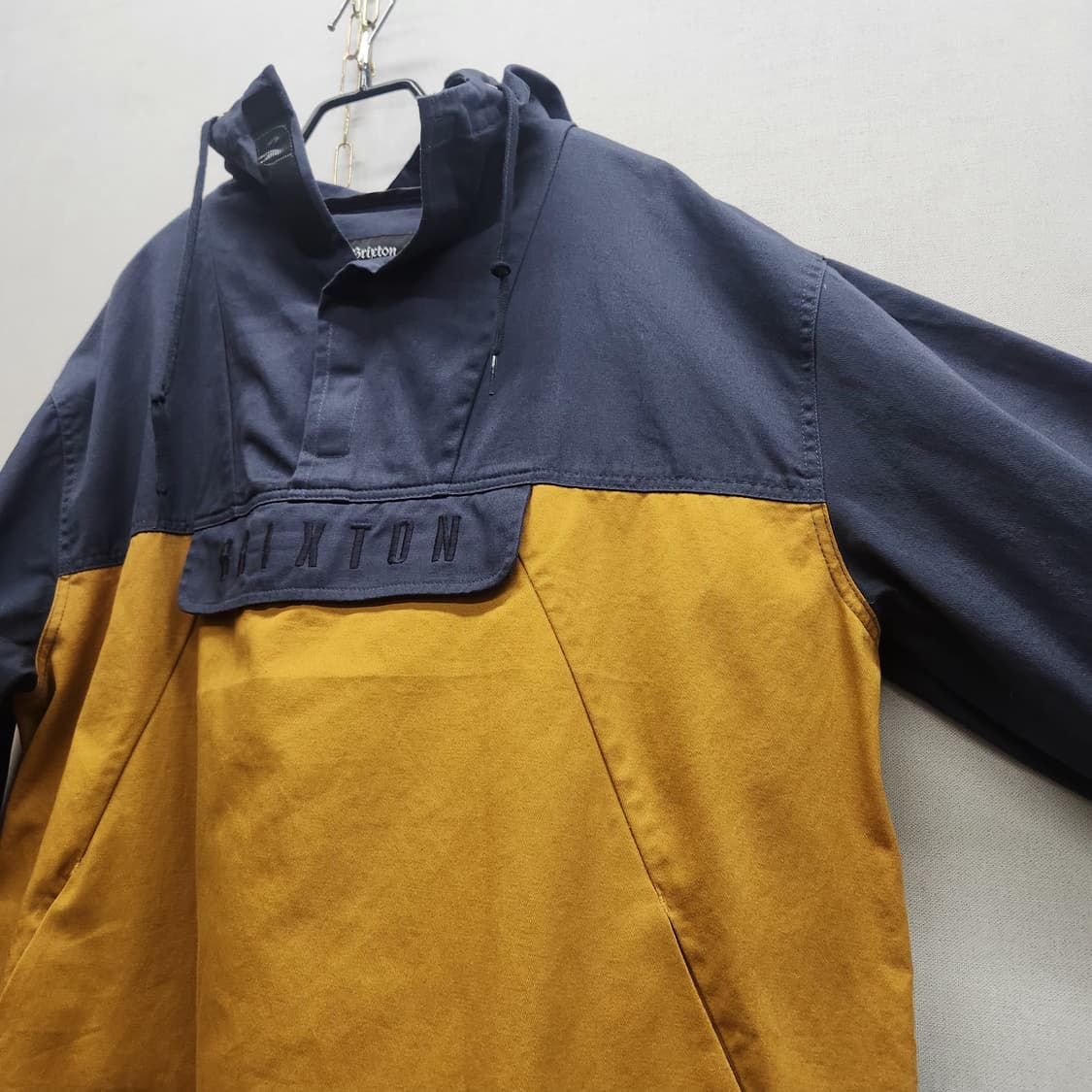 브릭스톤 미들로고 배색 아노락 후드 자켓 M(2XL) 상품이미지4