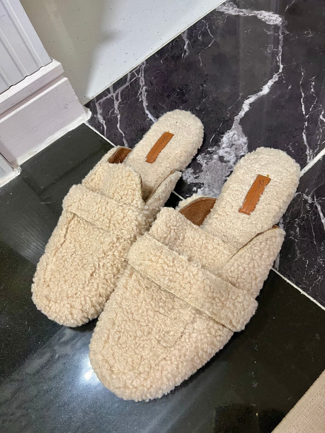 양털 어그 뮬 블로퍼 상품이미지1