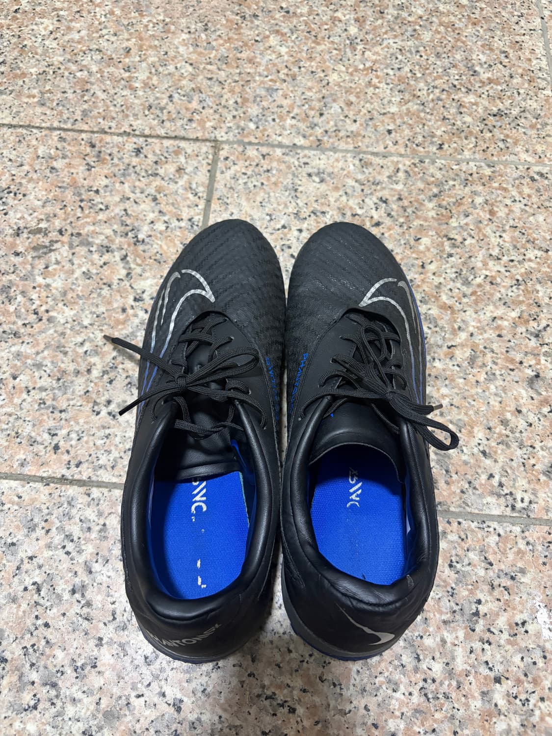 나이키 팬텀 GX TF풋살화 상품이미지1