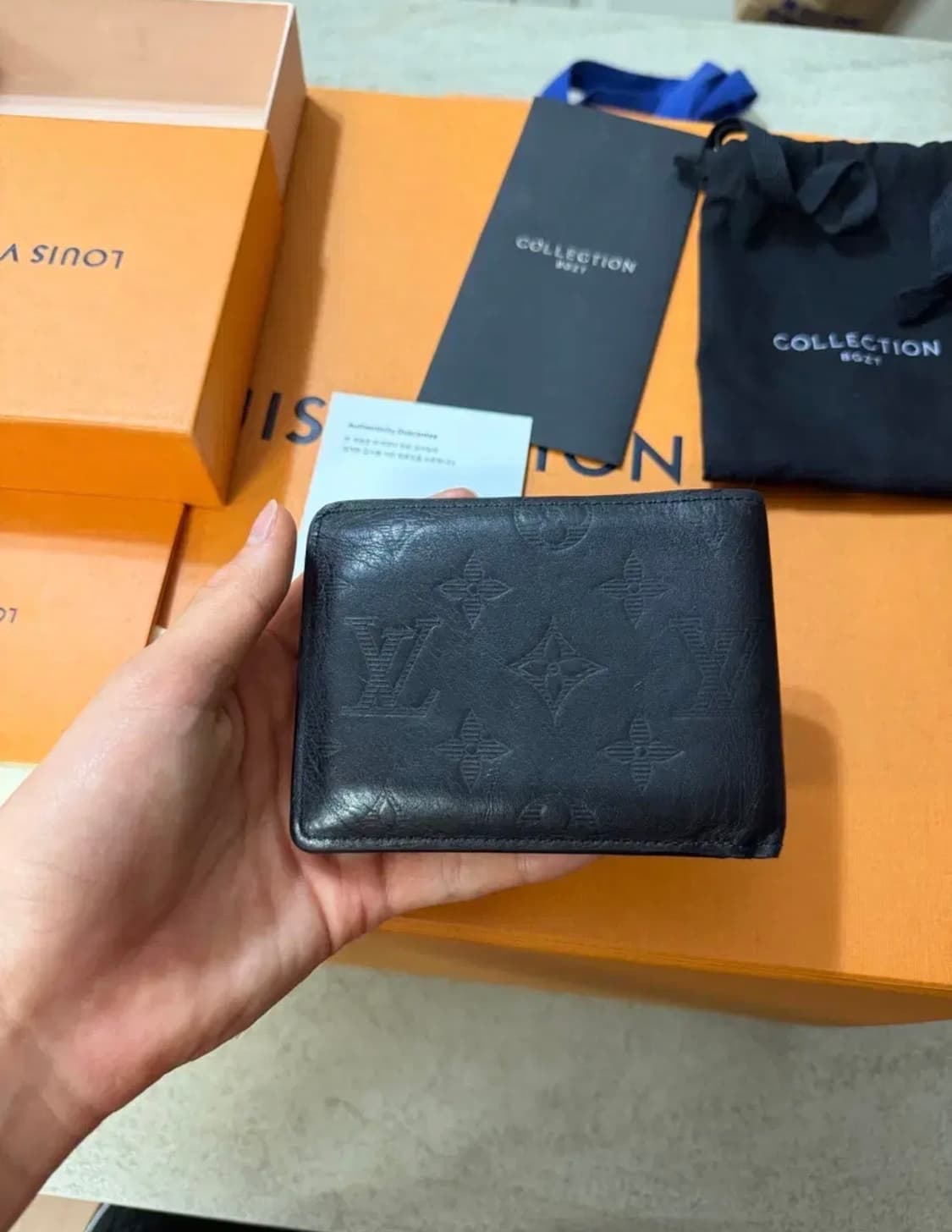 루이비통 쉐도우 블랙 반지갑 상품이미지5