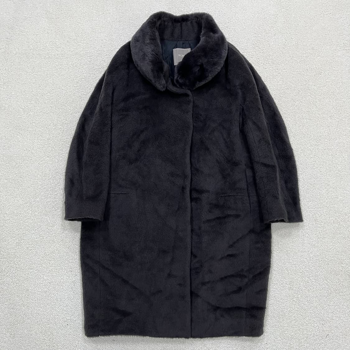 91 비씨비지 여성 라마 퍼 롱코트 0311M 상품이미지1