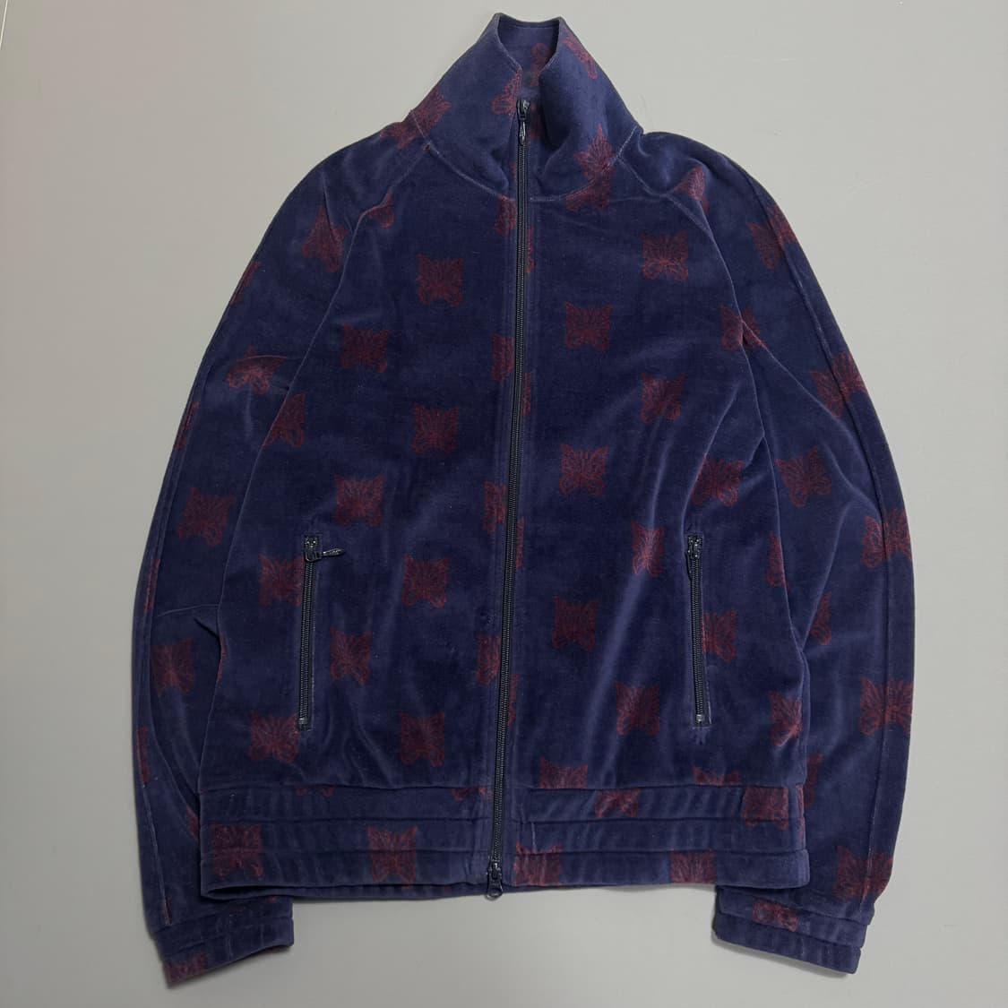 니들스(NEEDLES) 퍼플레드 파피용 풀 패턴 벨루어 트랙탑 자켓 상품이미지6