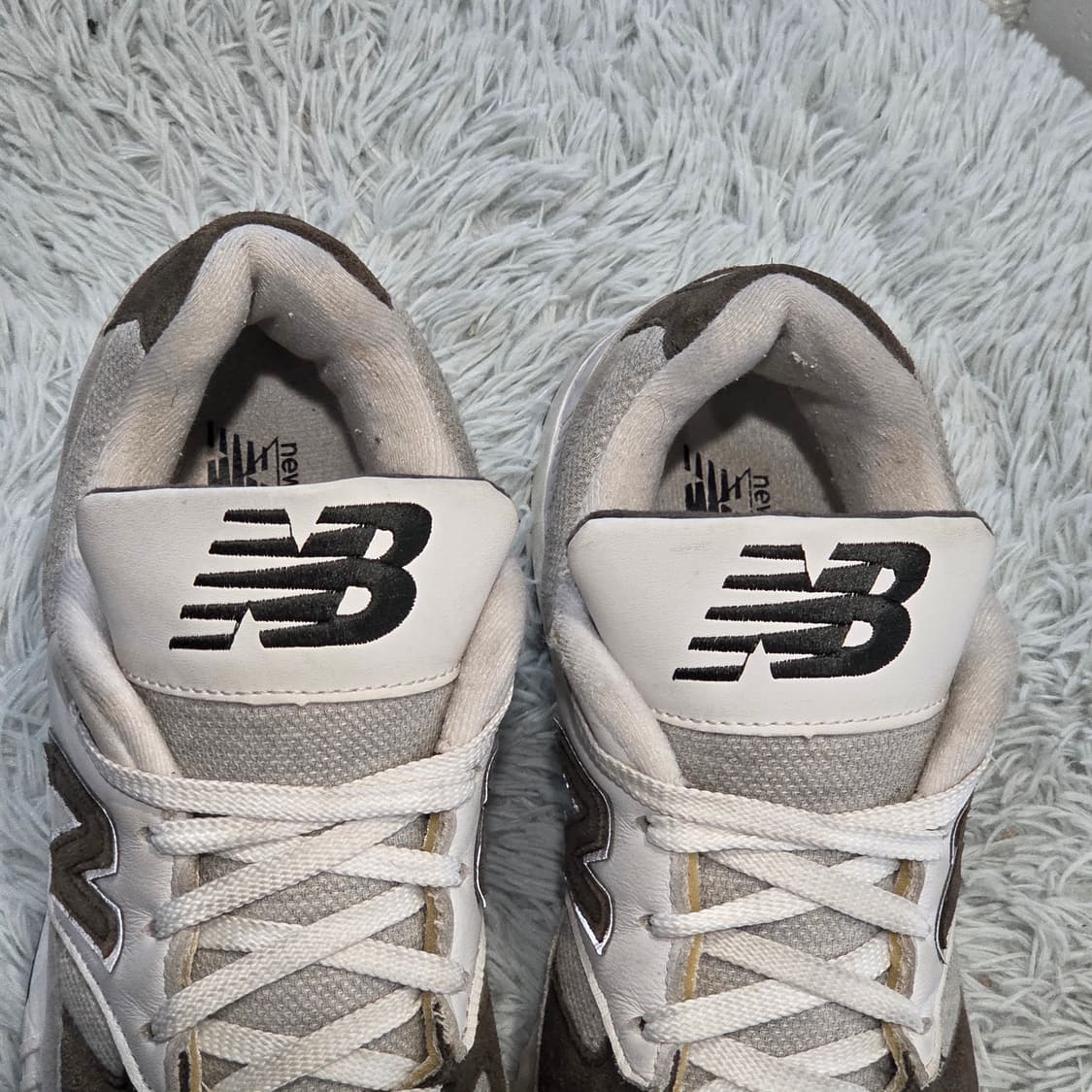 1w-10:뉴발란스 530 화이트그레이 24cm(2번사진확인)금액15 상품이미지7