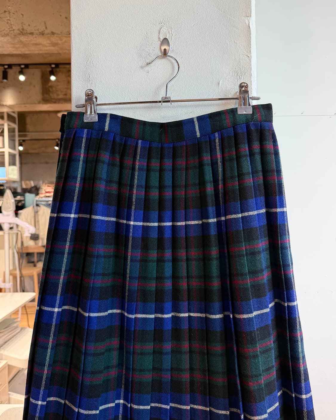 레이디 리나운 블루 체크 핀턱 미디스커트  상품이미지6