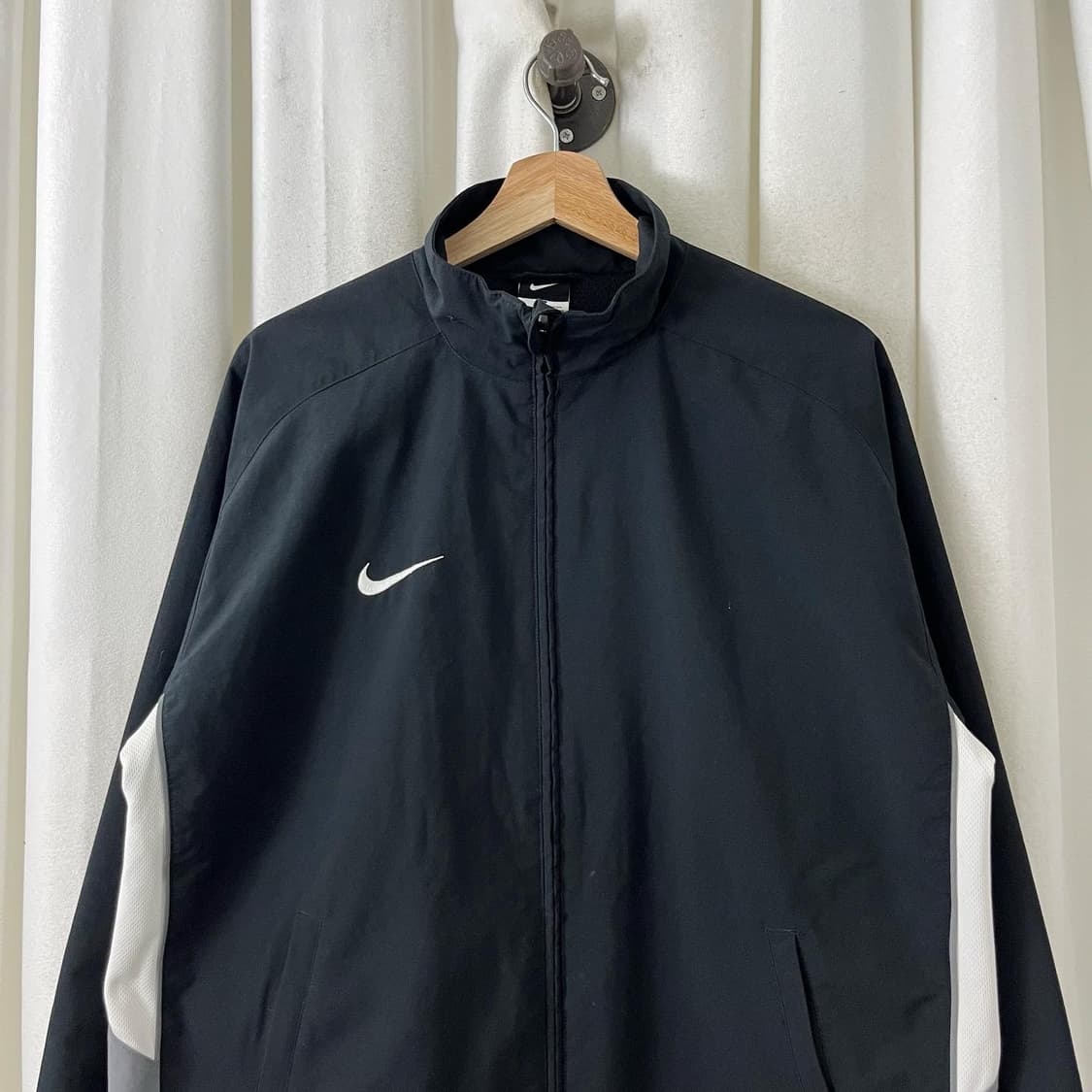 나이키 블랙 포인트 집업 자켓  상품이미지2