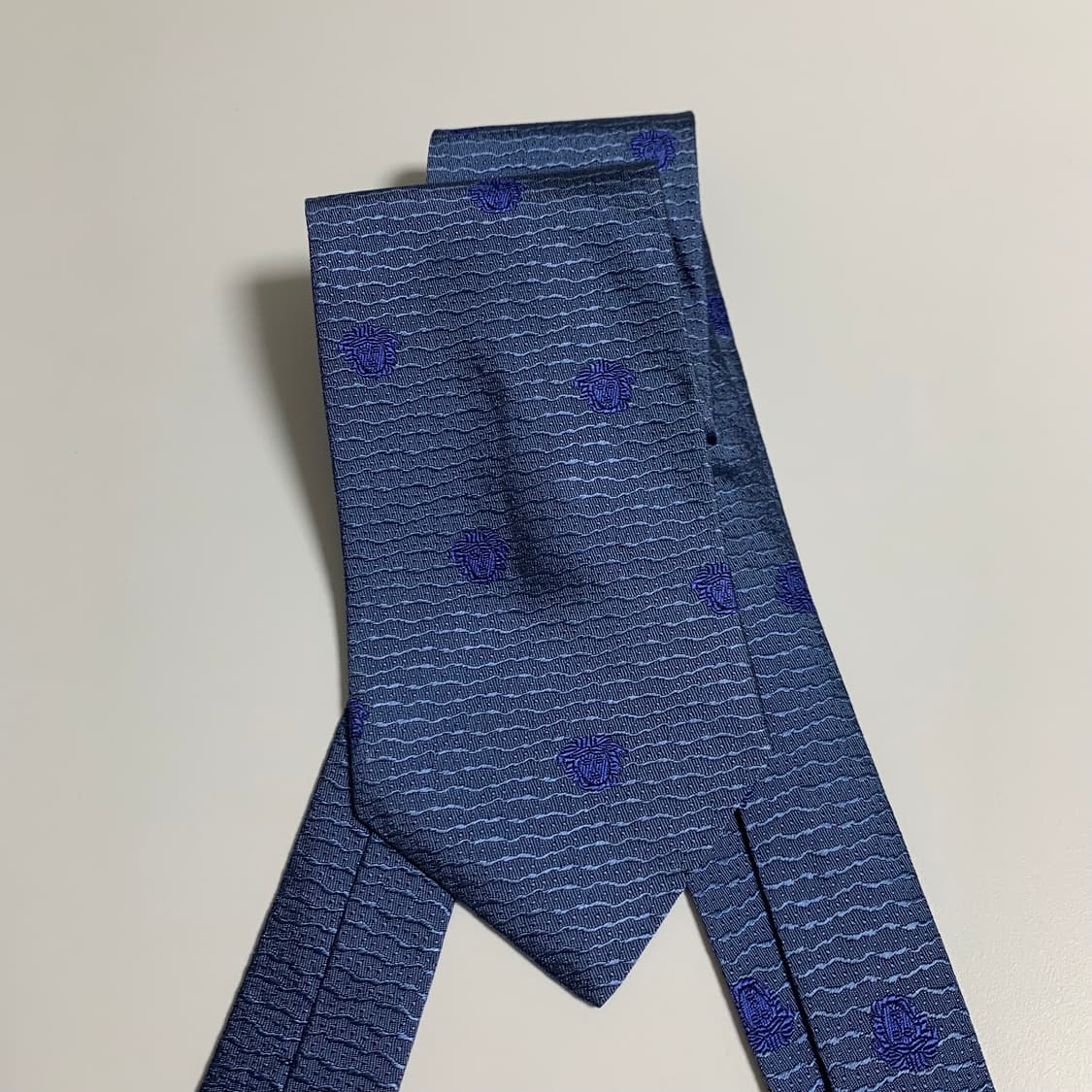 베르사체(VERSACE) 모노그램 명품넥타이 A등급 9cm 상품이미지9