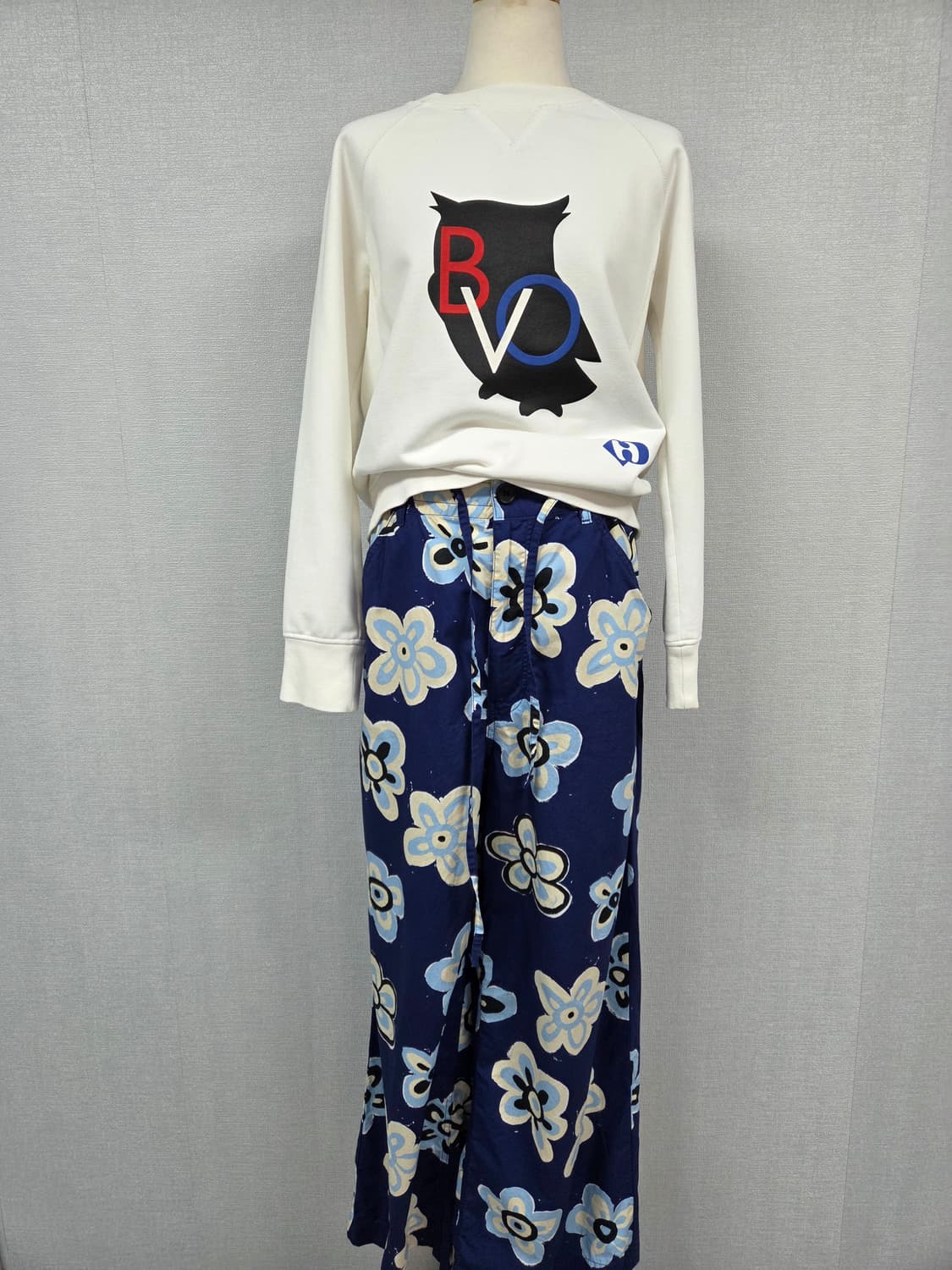 럭키슈에뜨   맨투맨 상품이미지1