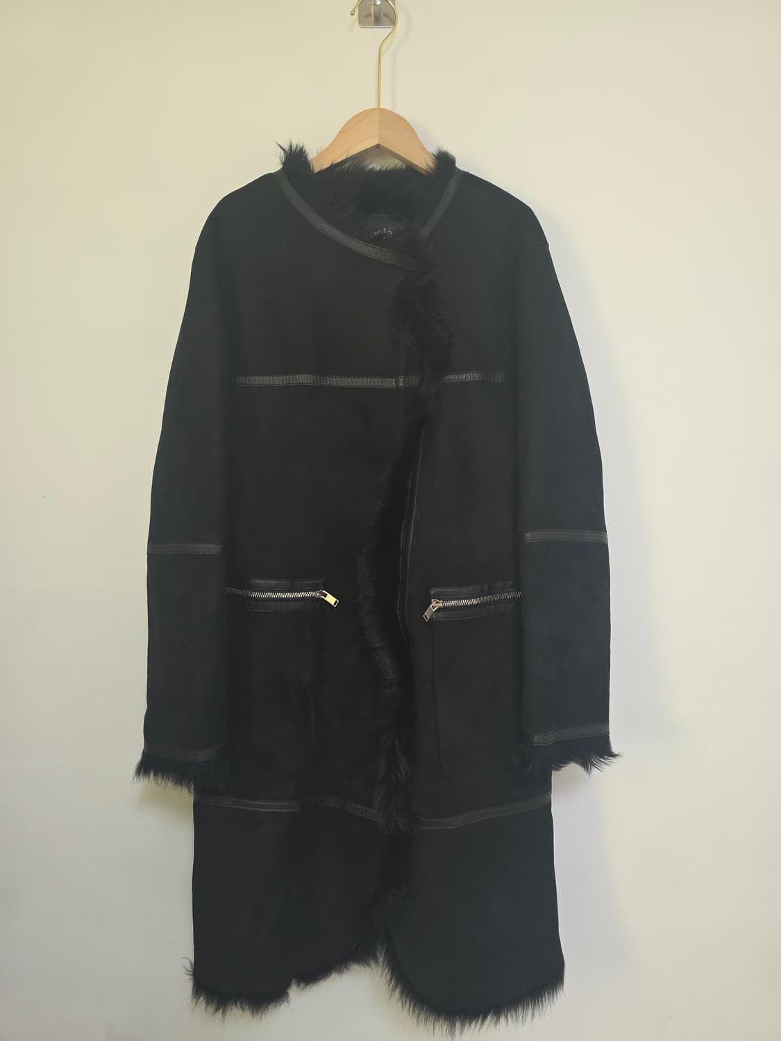 Maje 마쥬 블랙 롱 무스탕 양가죽100% 양모피100% 1 상품이미지2