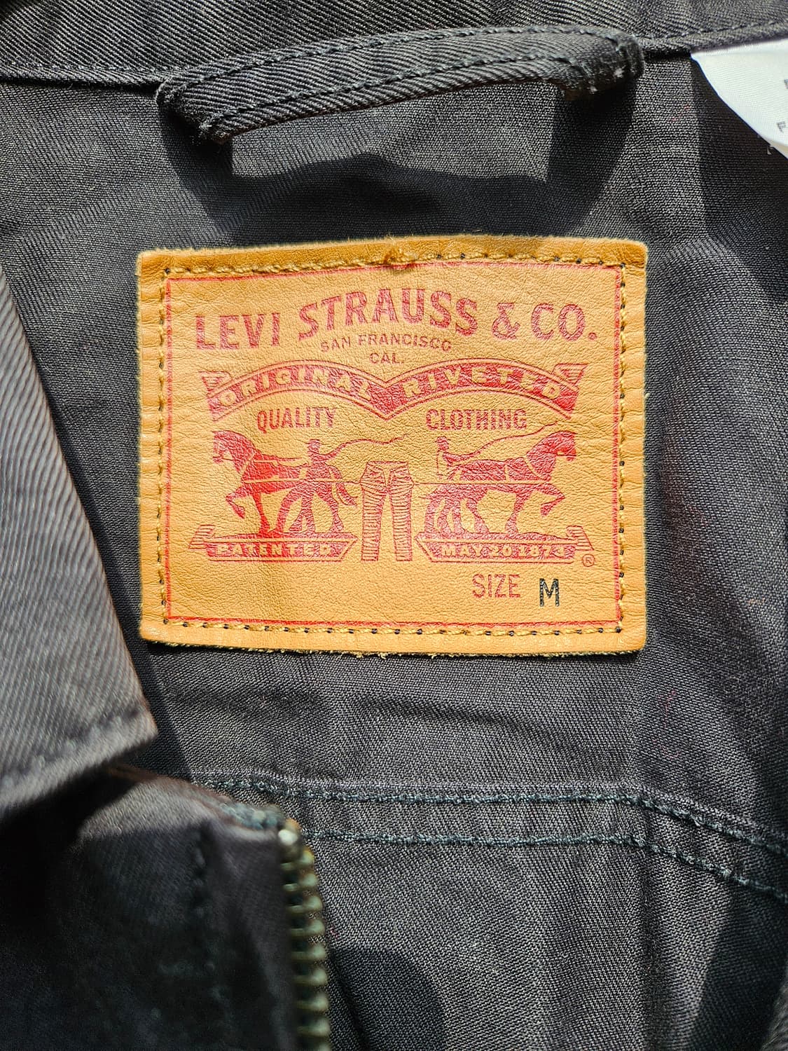 Levi's 리바이스 블랙 데님 자켓 (M / 100) 상품이미지4