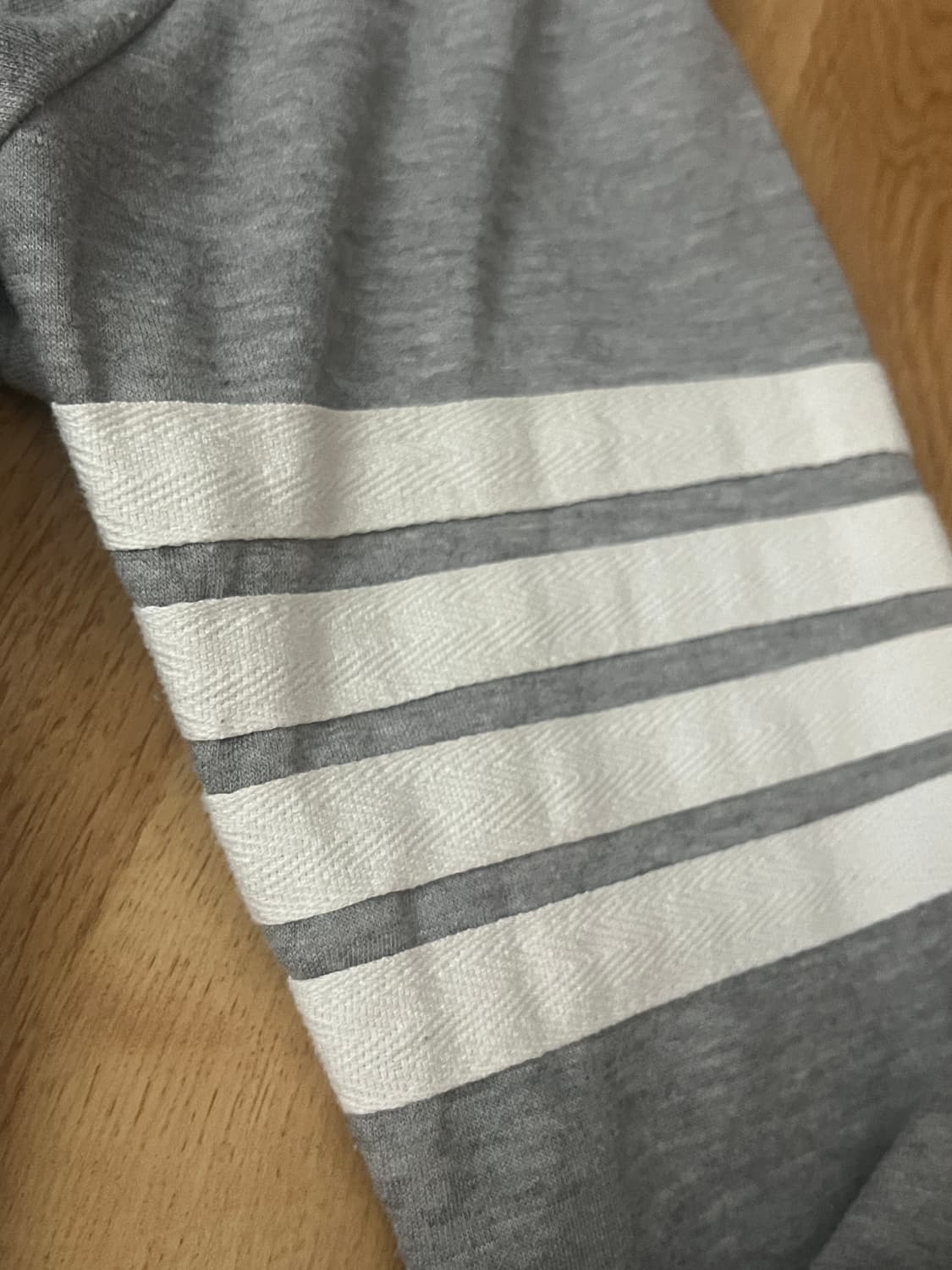 톰브라운 후드집업 상품이미지6