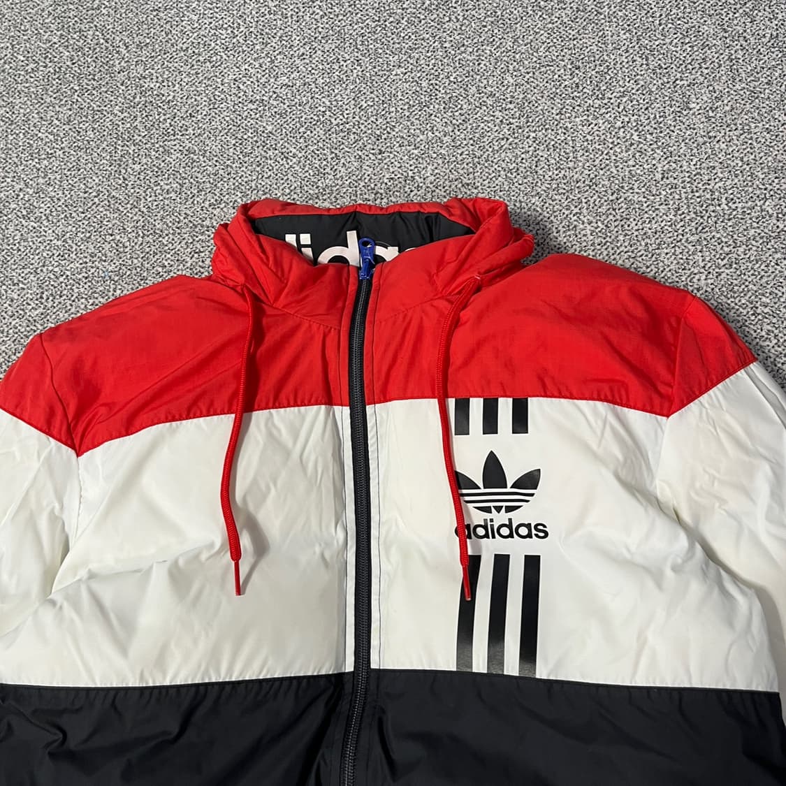 아디다스 양면 패딩 자켓 상품이미지5