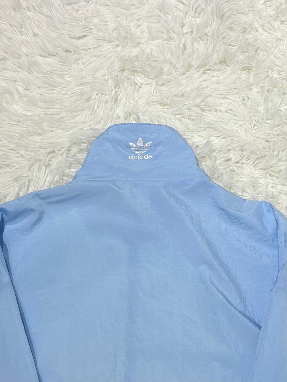 아디다스 베이비블루 빅로고 투웨이 크롭 바람막이 상품이미지6