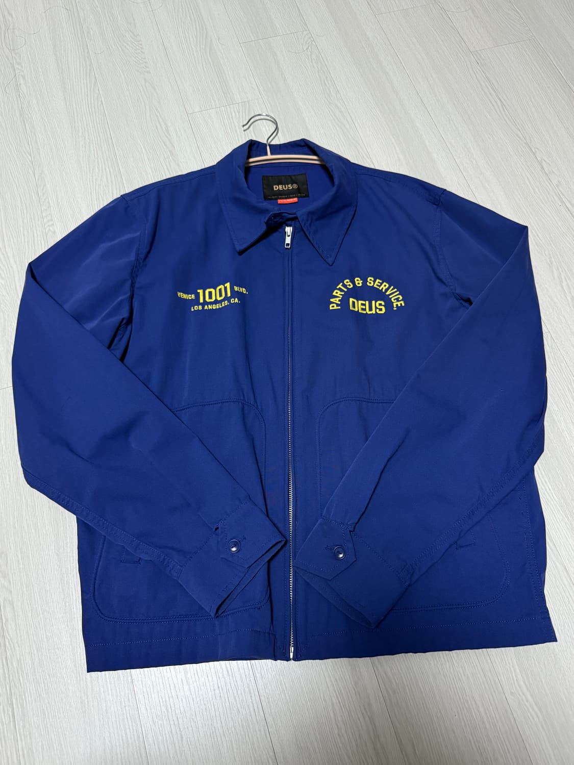 데우스 엑스 마키나 자켓 상품이미지1