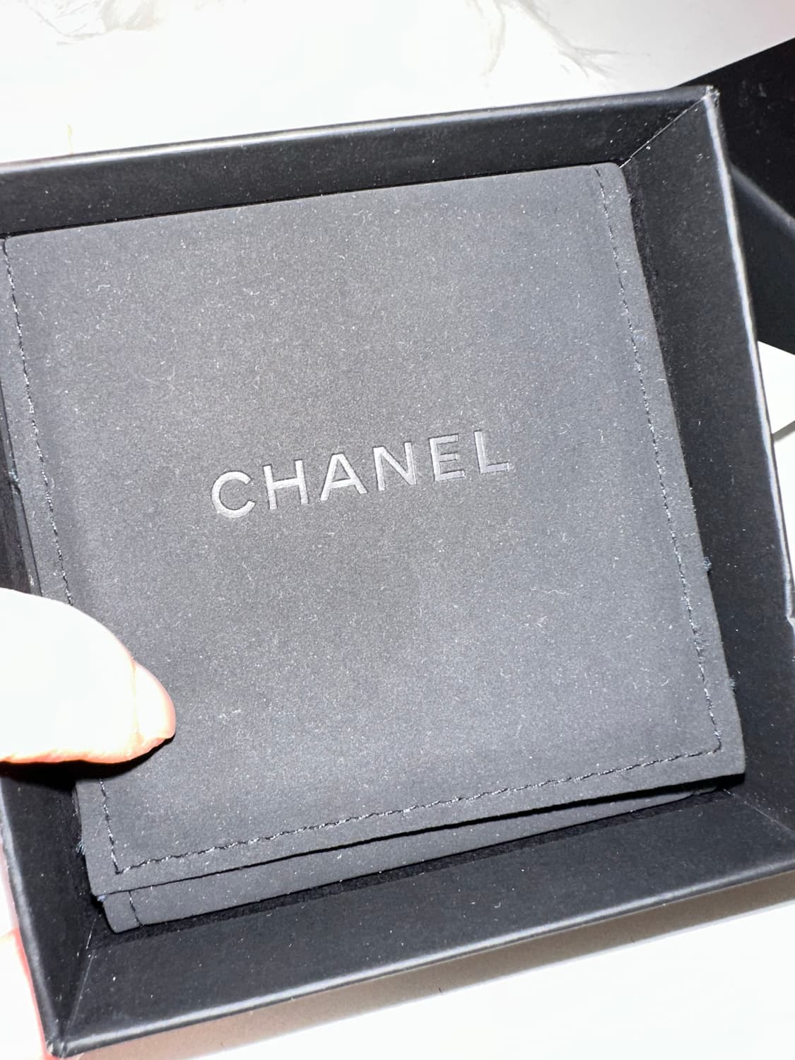 22년도 샤넬 크리스탈 cc로고 브로치 상품이미지6