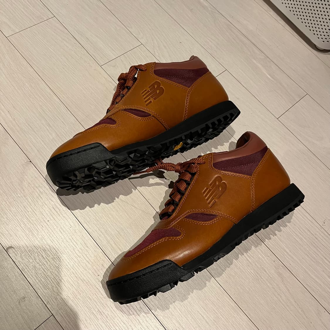 [새상품] 뉴발란스 레이니어 로우 285 상품이미지2