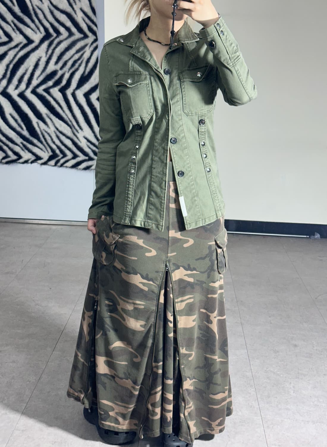 stud detail pocket shirt jk 상품이미지2