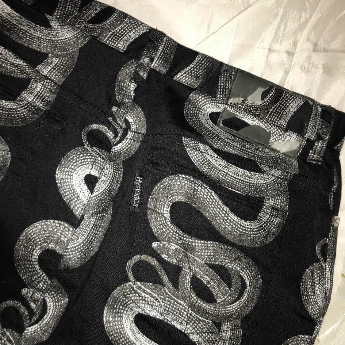 Hysteric Glamour 히스테릭글래머 스네이크 스커트 상품이미지4